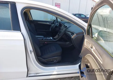 2018 Ford Fusion Hybrid Se z USA, uszkodzony, nr VIN 3FA6P0LU0JR208598